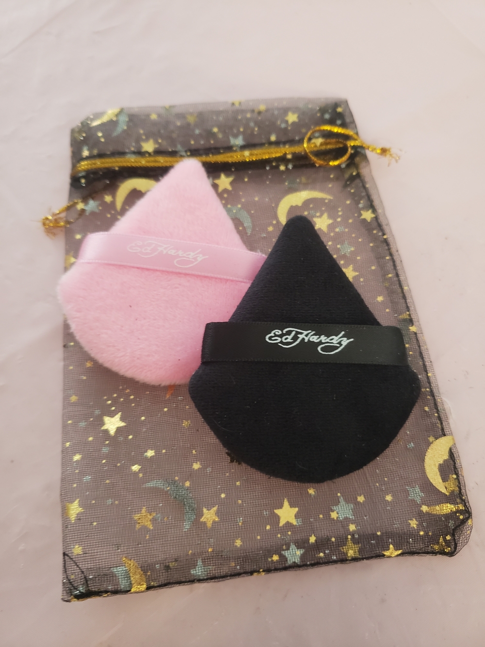 Ed Hardy Teardrop Makeup Puffs - Pink & Black